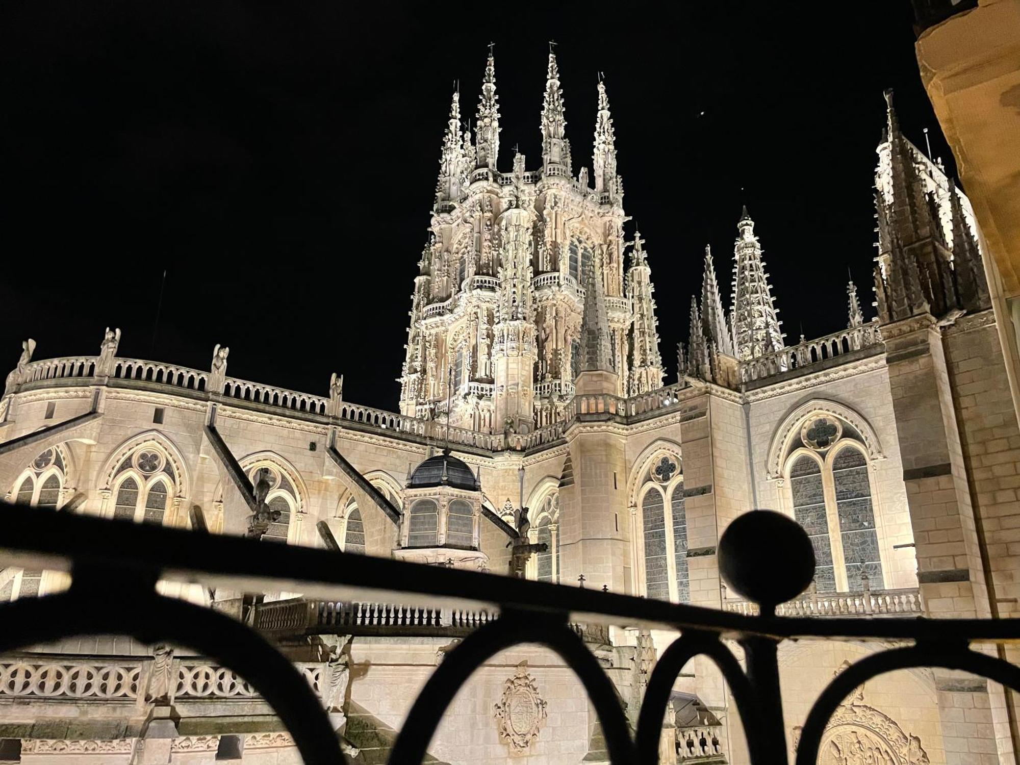 Tocando La Catedral By Exclusive Burgos Apartments Exteriér fotografie